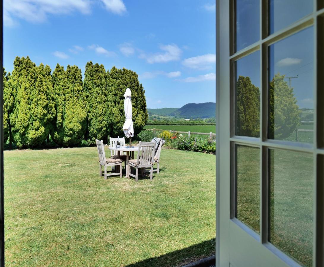 Country Cottage With Far Reaching Views Presteigne Kültér fotó