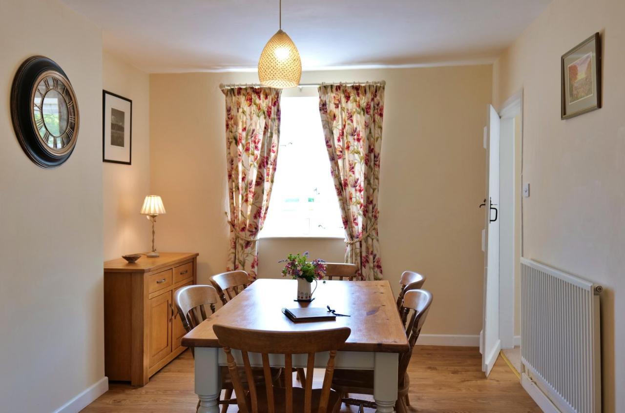 Country Cottage With Far Reaching Views Presteigne Kültér fotó